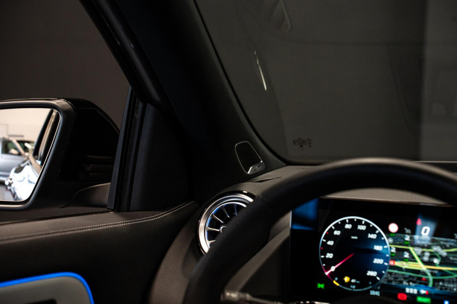 Mercedes-Benz GLA 250 e Business Solution AMG *Burmester / Panorama / HUD / Keyless / Surround-view*