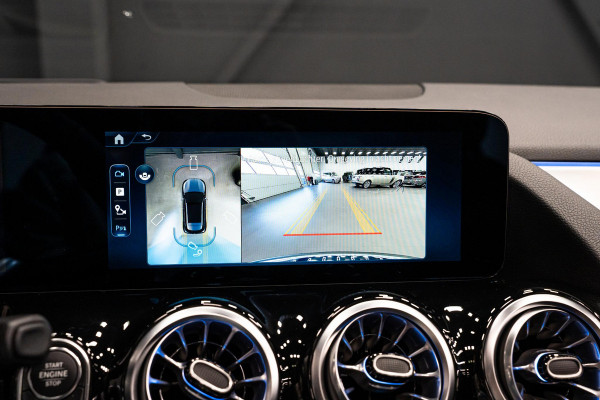Mercedes-Benz GLA 250 e Business Solution AMG *Burmester / Panorama / HUD / Keyless / Surround-view*