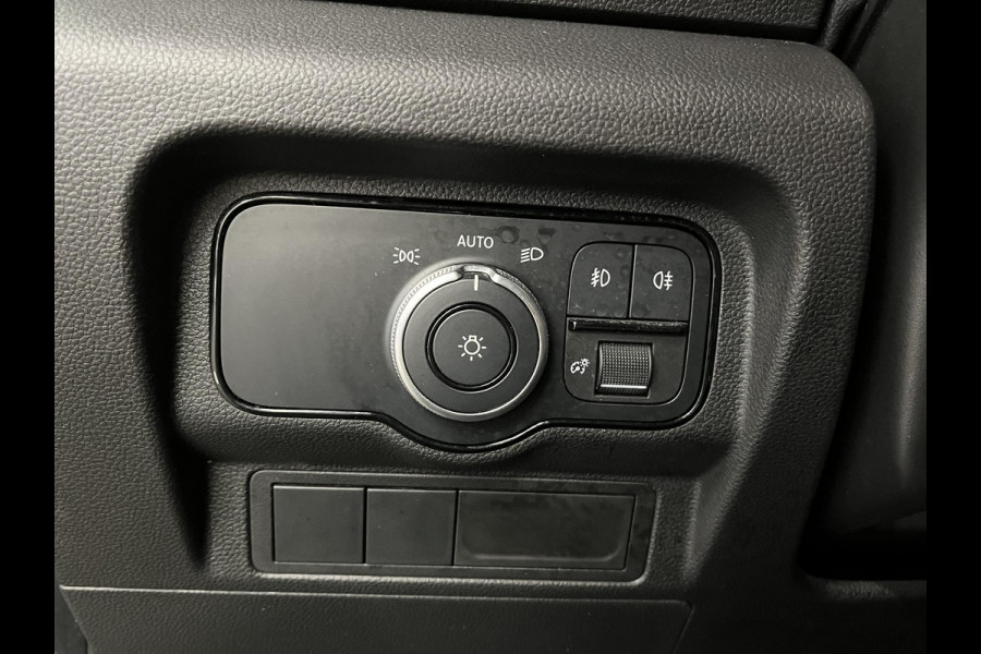 Mercedes-Benz Citan 112 CDI Pro Trekhaak Apple CarPlay Android Auto Achteruitrijcamera Parkeerhulp achter Cruise Control Stoelverwarming Airco