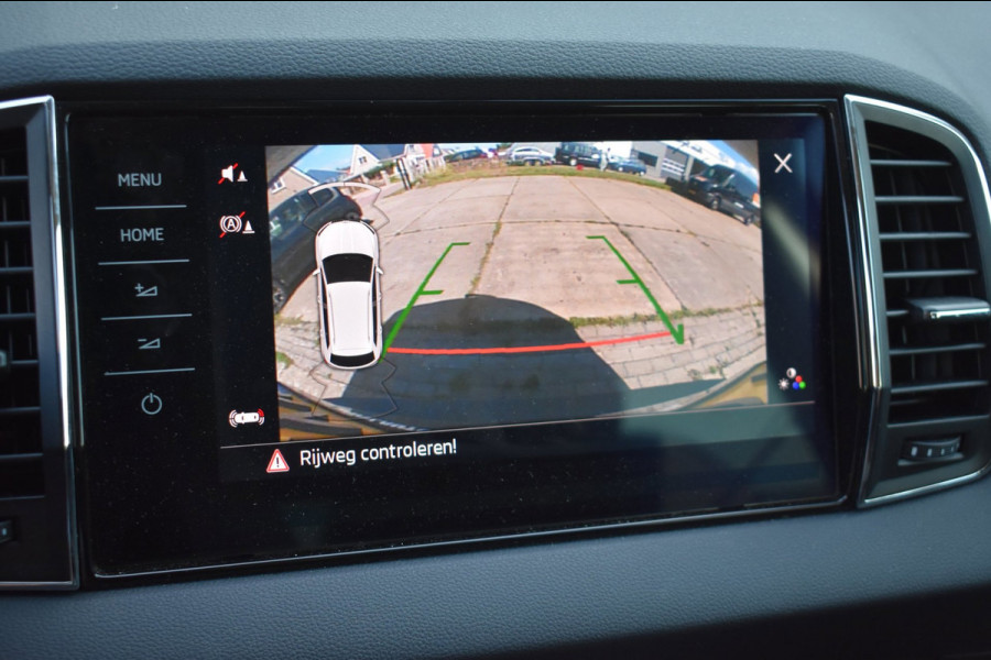 Škoda Karoq 1.5 TSI ACT | VIRTUAL COCKPIT | STOELVERWARMING | CAMERA | NAP | CANTON | SFEERVERLICHTING