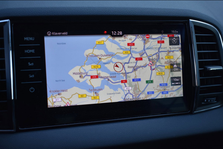 Škoda Karoq 1.5 TSI ACT | VIRTUAL COCKPIT | STOELVERWARMING | CAMERA | NAP | CANTON | SFEERVERLICHTING