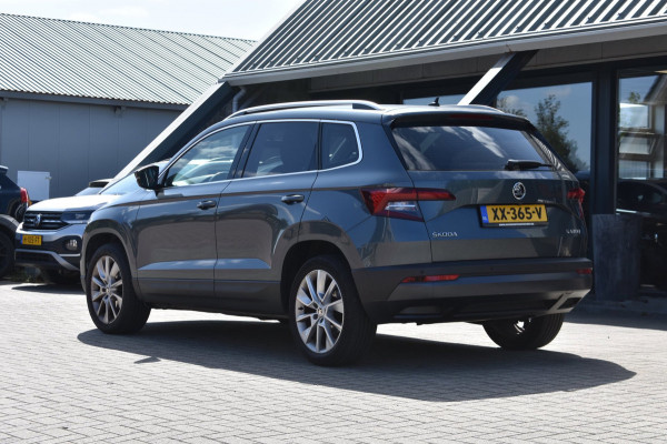 Škoda Karoq 1.5 TSI ACT | VIRTUAL COCKPIT | STOELVERWARMING | CAMERA | NAP | CANTON | SFEERVERLICHTING