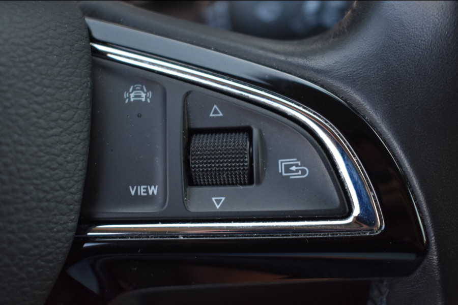 Škoda Karoq 1.5 TSI ACT | VIRTUAL COCKPIT | STOELVERWARMING | CAMERA | NAP | CANTON | SFEERVERLICHTING