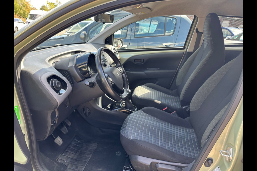 Peugeot 108 1.0 VTi Style * 5 DRS * AIRCO *