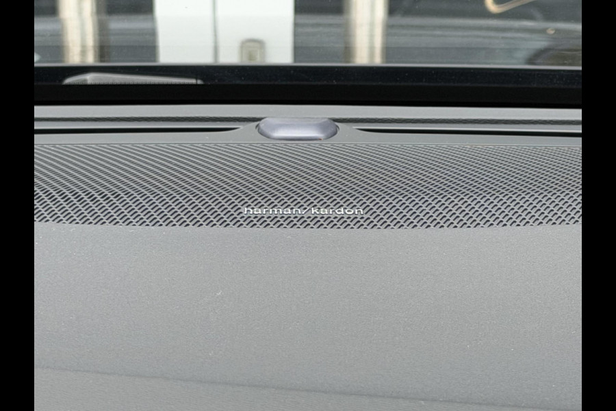 Volvo S60 2.0 Recharge T8 AWD 455PK Plus Bright |Schuif/kantel dak|H/K|360Cam|AutoPilot