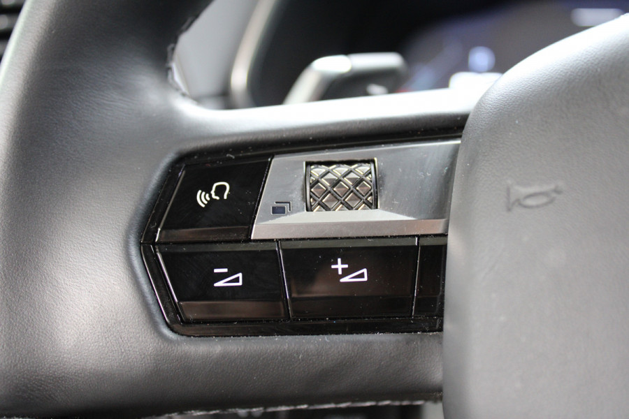 DS 7 Crossback E-Tense Rivoli | Leder | Adaptieve cruise | Stoelverwarming | Memory