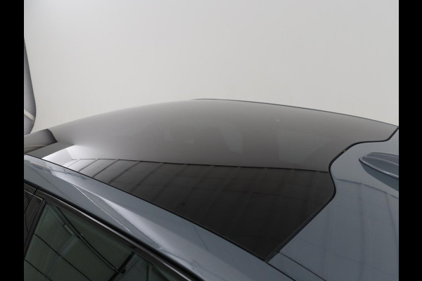 Polestar 2 Long Range Dual Motor Launch Edition 78kWh | SOH 92,9% | Panoramadak | Memory | Harman/Kardon | Adaptive cruise | Lane assist | Stuur/stoel verwarming | Carplay | 360 camera | Park assist