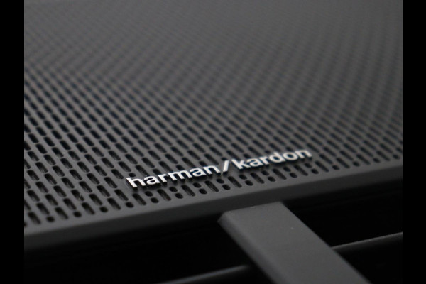 Polestar 2 Long Range Dual Motor Launch Edition 78kWh | SOH 92,9% | Panoramadak | Memory | Harman/Kardon | Adaptive cruise | Lane assist | Stuur/stoel verwarming | Carplay | 360 camera | Park assist