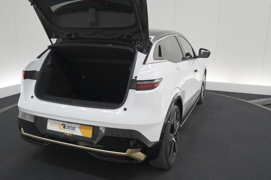 Renault Mégane E-Tech EV60 Optimum Charge Iconic | 360 Camera | Harman Kardon | Stoelmassage | Dodehoekdetectie | SOH 93,1%