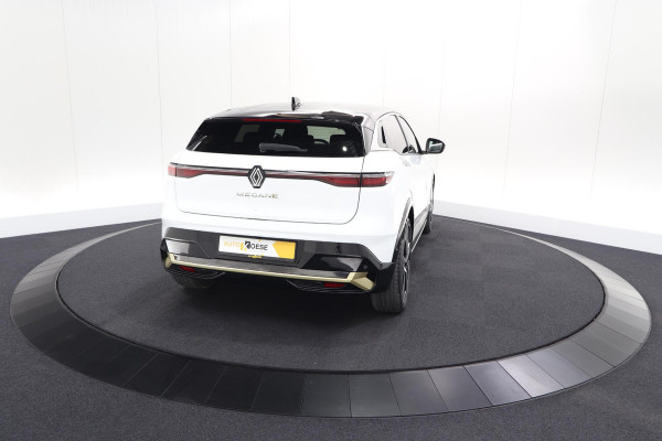 Renault Mégane E-Tech EV60 Optimum Charge Iconic | 360 Camera | Harman Kardon | Stoelmassage | Dodehoekdetectie | SOH 93,1%