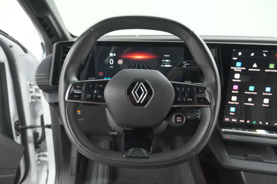 Renault Mégane E-Tech EV60 Optimum Charge Iconic | 360 Camera | Harman Kardon | Stoelmassage | Dodehoekdetectie | SOH 93,1%