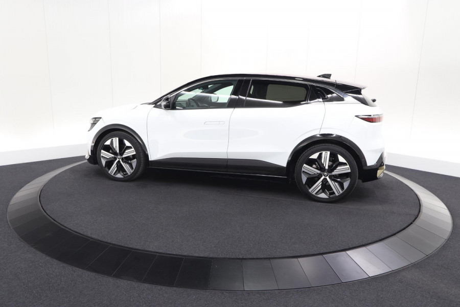 Renault Mégane E-Tech EV60 Optimum Charge Iconic | 360 Camera | Harman Kardon | Stoelmassage | Dodehoekdetectie | SOH 93,1%