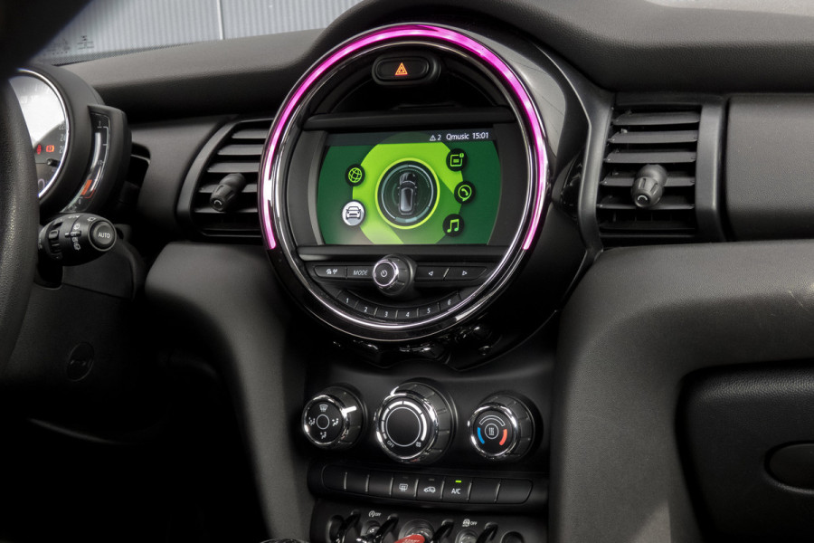 MINI 5-deurs 1.5 One | Parkeersensoren | Airco | Bluetooth | Lichtmetalen velgen