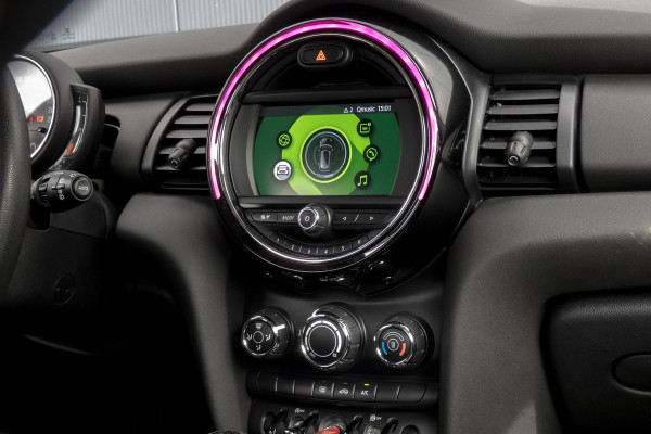 MINI 5-deurs 1.5 One | Parkeersensoren | Airco | Bluetooth | Lichtmetalen velgen