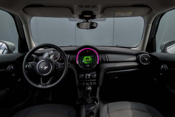 MINI 5-deurs 1.5 One | Parkeersensoren | Airco | Bluetooth | Lichtmetalen velgen