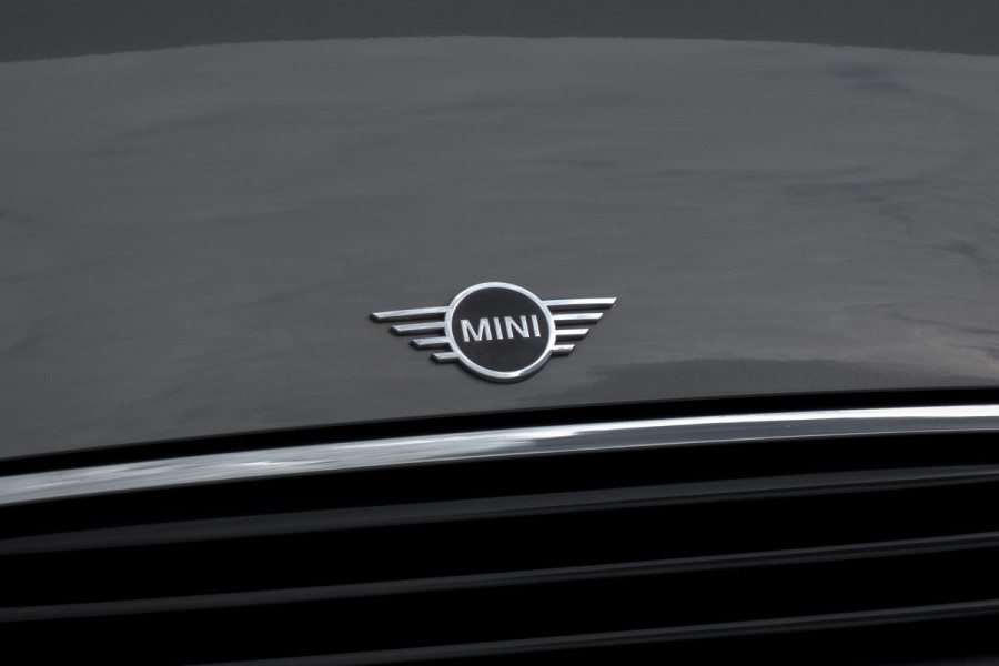 MINI 5-deurs 1.5 One | Parkeersensoren | Airco | Bluetooth | Lichtmetalen velgen