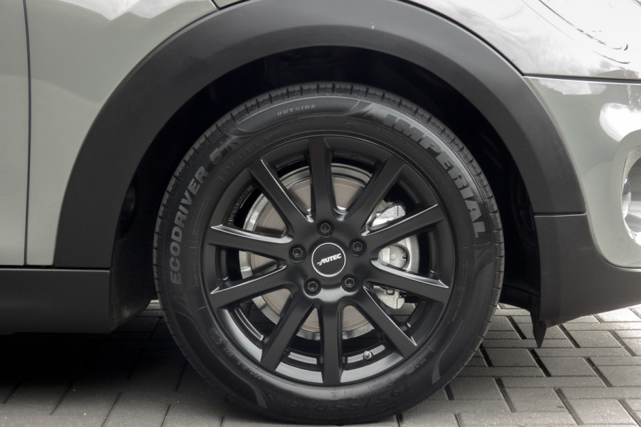MINI 5-deurs 1.5 One | Parkeersensoren | Airco | Bluetooth | Lichtmetalen velgen