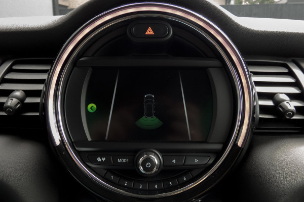 MINI 5-deurs 1.5 One | Parkeersensoren | Airco | Bluetooth | Lichtmetalen velgen