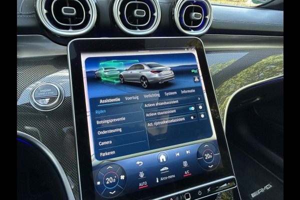 Mercedes-Benz C-Klasse 300 AMG 259pk // Panoramadak // Burmester 3D // Distronic // 360 Camera // Digital Light // Sfeerverlichting // Carplay