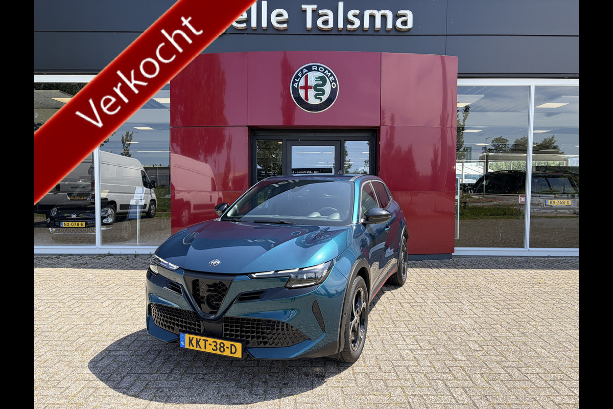 Alfa Romeo junior 1.2 Turbo Hybrid Ibrida Speciale | Pack Techno | Adas | Stoelverwarming | Electrische kofferklep | Camera achter | Apple Carplay