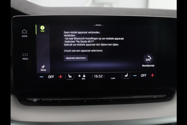 Škoda Octavia Combi 1.5 TSI First Edition | Stoelverwarming | Cruise control | Carplay | Sfeerverlichting | Camera | Parkassist | Climate control | Virtueel dashboard | Elektrische achterklep | 18" velgen