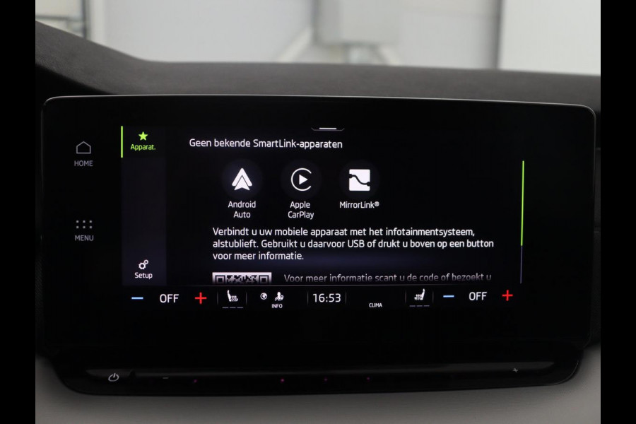 Škoda Octavia Combi 1.5 TSI First Edition | Stoelverwarming | Cruise control | Carplay | Sfeerverlichting | Camera | Parkassist | Climate control | Virtueel dashboard | Elektrische achterklep | 18" velgen