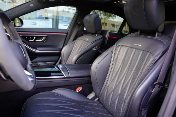 Mercedes-Benz S-Klasse 63 S AMG E Performance / BRABUS / Carbon Pakket / Burmester