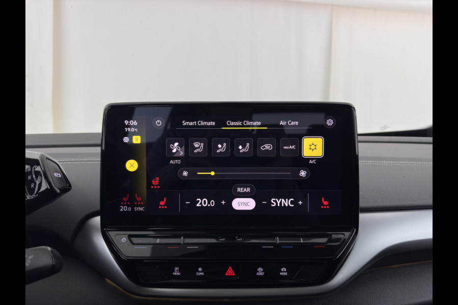 Volkswagen ID.5 Pro Business 77 kWh [3-Fase-11kW] {SoH-93%} (INCL-BTW) *HEATPUMP | LEATHER-ALCANTARA | FULL-LED | ADAPTIVE-CRUISE |  DIGI-COCKPIT | HEATED-COMFORTSEATS | KEYLESS | DAB+ | AMBIENTLIGHT | NAVI-FULLMAP | CAMERA | TOWBAR | HEAD-UP | 19''AL