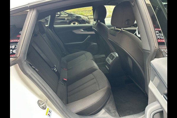 Audi A5 Sportback 35 TFSI S edition Aut Leer Navi Clima Camera Carplay PDC