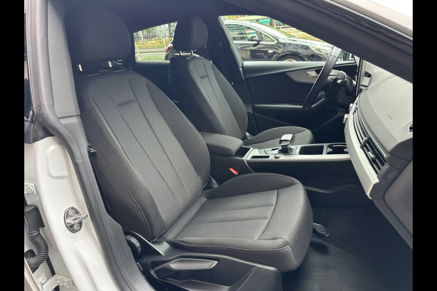 Audi A5 Sportback 35 TFSI S edition Aut Leer Navi Clima Camera Carplay PDC