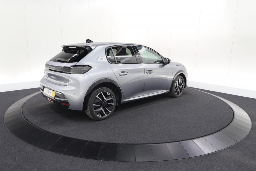 Peugeot e-208 EV GT 54 kWh | 95,7% SOH | 11 KW Lader | 360 Camera | Alcantara Pakket | Navigatie