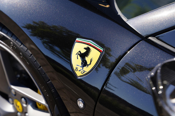 Ferrari F8 Spider 3.9 V8 HELE / Lifting / Carbon / JBL