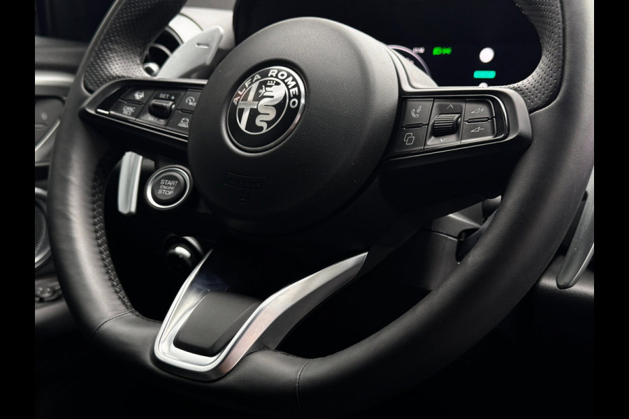 Alfa Romeo Tonale 1.5T Hybrid Veloce | Leder + Memory | Alfa dealer onderhouden | Harman/Kardon | 360 Camera | Winter Pack