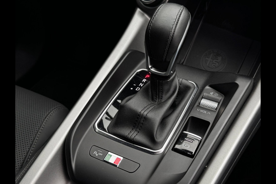 Alfa Romeo Tonale 1.5T Hybrid Veloce | Leder + Memory | Alfa dealer onderhouden | Harman/Kardon | 360 Camera | Winter Pack