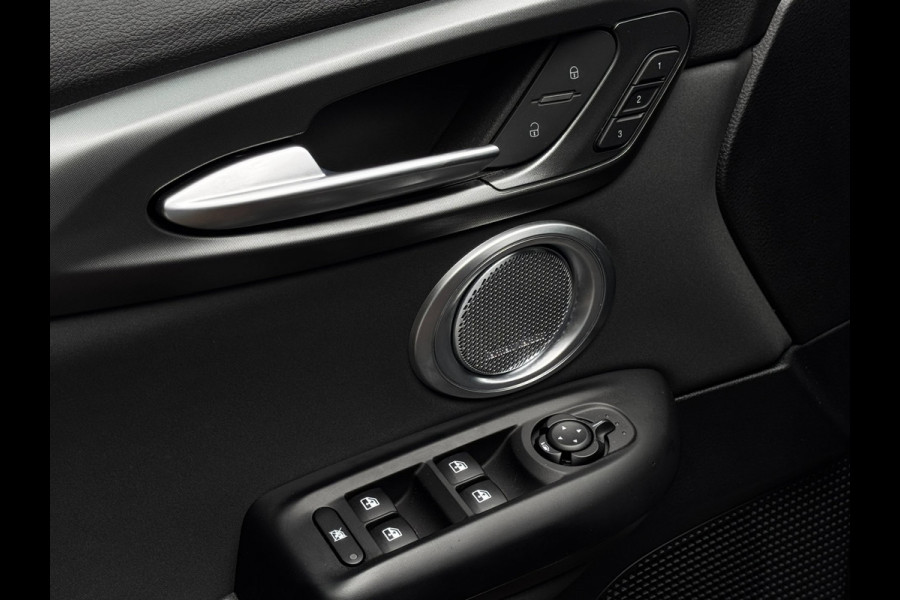 Alfa Romeo Tonale 1.5T Hybrid Veloce | Leder + Memory | Alfa dealer onderhouden | Harman/Kardon | 360 Camera | Winter Pack