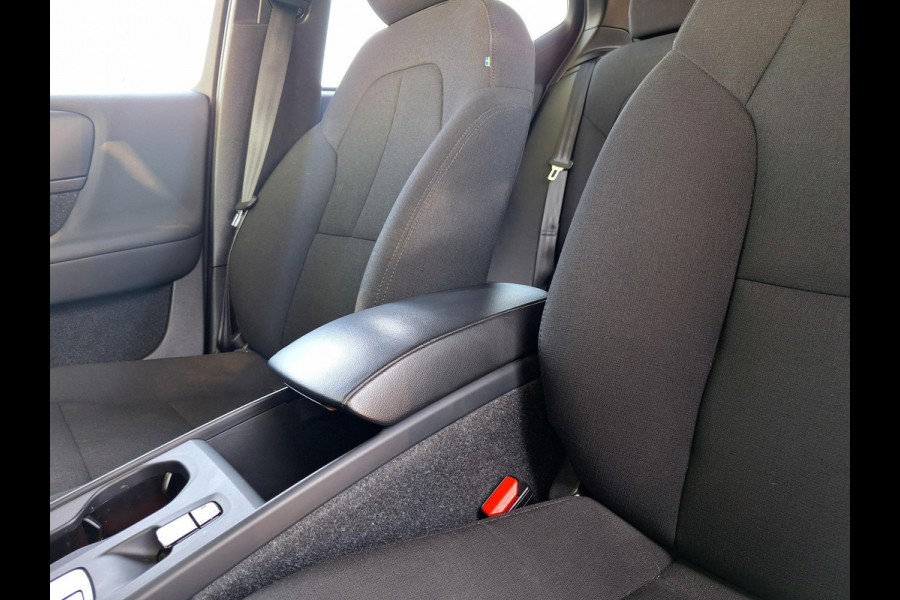 Volvo XC40 1.5 T2 Essential Automaat | Navigation Tech Pakket | Full Led | LM 17 Inch |
