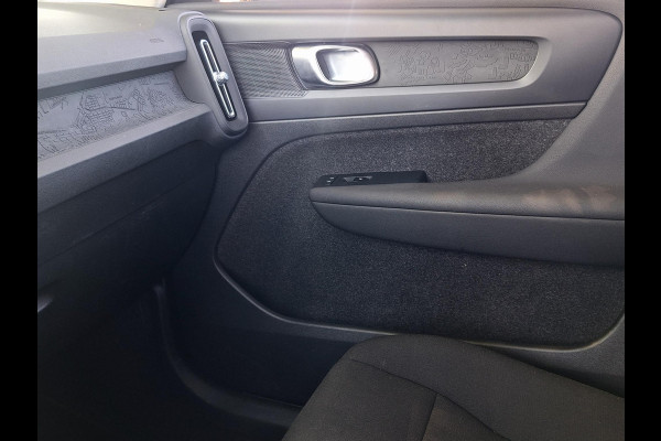 Volvo XC40 1.5 T2 Essential Automaat | Navigation Tech Pakket | Full Led | LM 17 Inch |