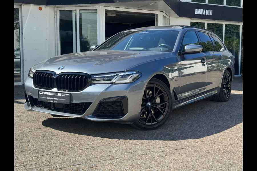BMW 5 Serie Touring 530e M Sport | Soft Close | Head-Up | Comfort | Harman/Kardon | Panoramdak
