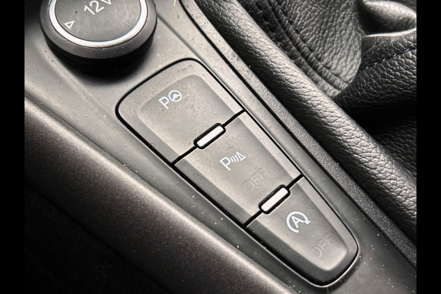Ford FOCUS Wagon 1.0 ST-Line | Origineel NL | Carplay | PDC | Cruise/Control | Navigatie | Climate/Control |
