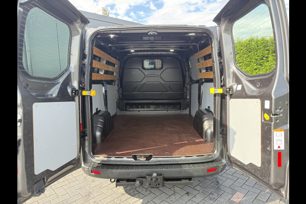 Ford Transit Custom 2.0 TDCI / L1H1 / 1e EIG. / AIRCO / CRUISE / NAVI / LED / 2.5 TONS TREKHAAK / 3-ZITS / PDC
