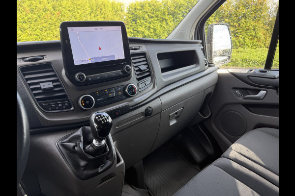 Ford Transit Custom 2.0 TDCI / L1H1 / 1e EIG. / AIRCO / CRUISE / NAVI / LED / 2.5 TONS TREKHAAK / 3-ZITS / PDC