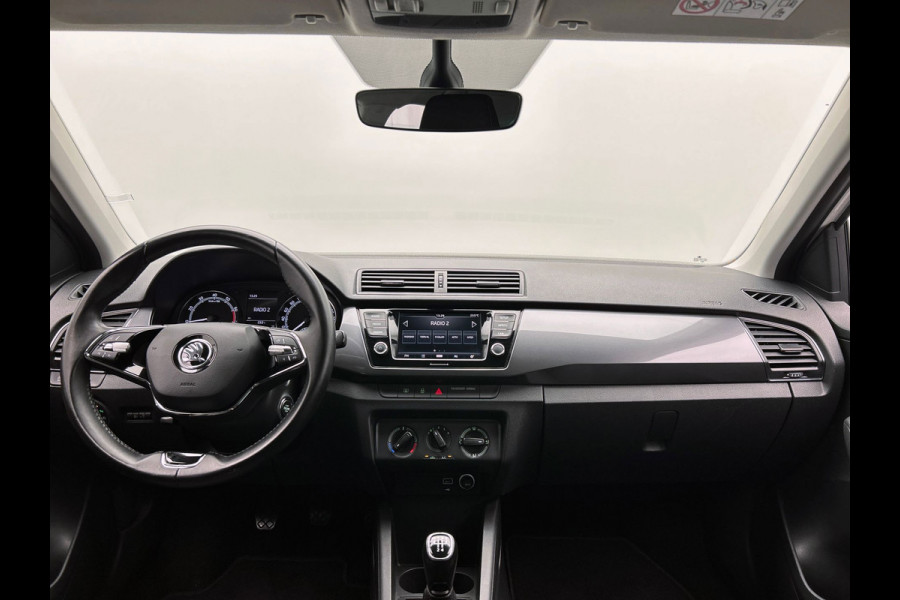 Škoda Fabia 1.0 TSI Business Edition Clever | Carplay | Airco | Camera | PDC | Cruise/Control | Keyless |