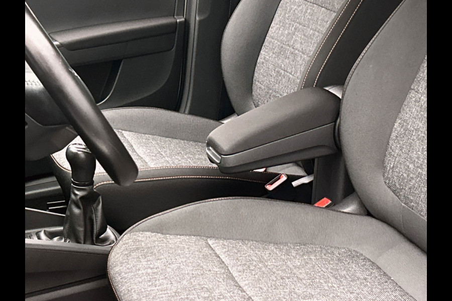 Škoda Fabia 1.0 TSI Business Edition Clever | Carplay | Airco | Camera | PDC | Cruise/Control | Keyless |