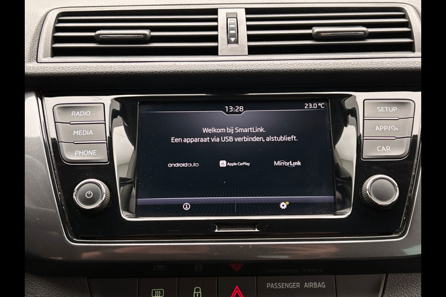 Škoda Fabia 1.0 TSI Business Edition Clever | Carplay | Airco | Camera | PDC | Cruise/Control | Keyless |