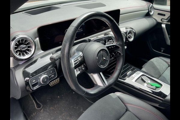 Mercedes-Benz CLA-Klasse 250 e AMG Line