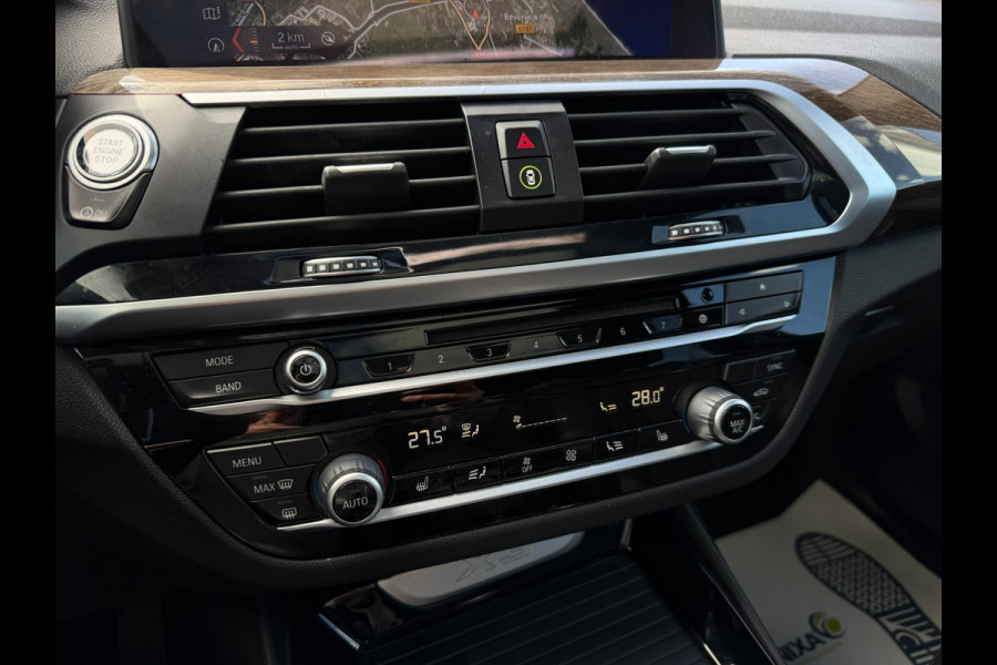 BMW X3 XDrive30i High Executive 185kW l PANO