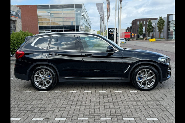 BMW X3 XDrive30i High Executive 185kW l PANO