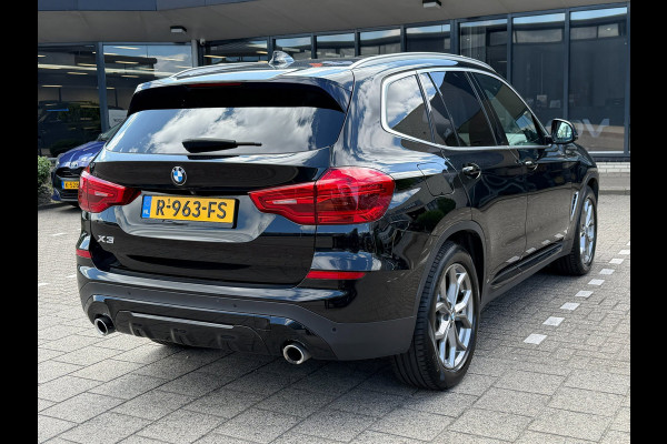 BMW X3 XDrive30i High Executive 185kW l PANO