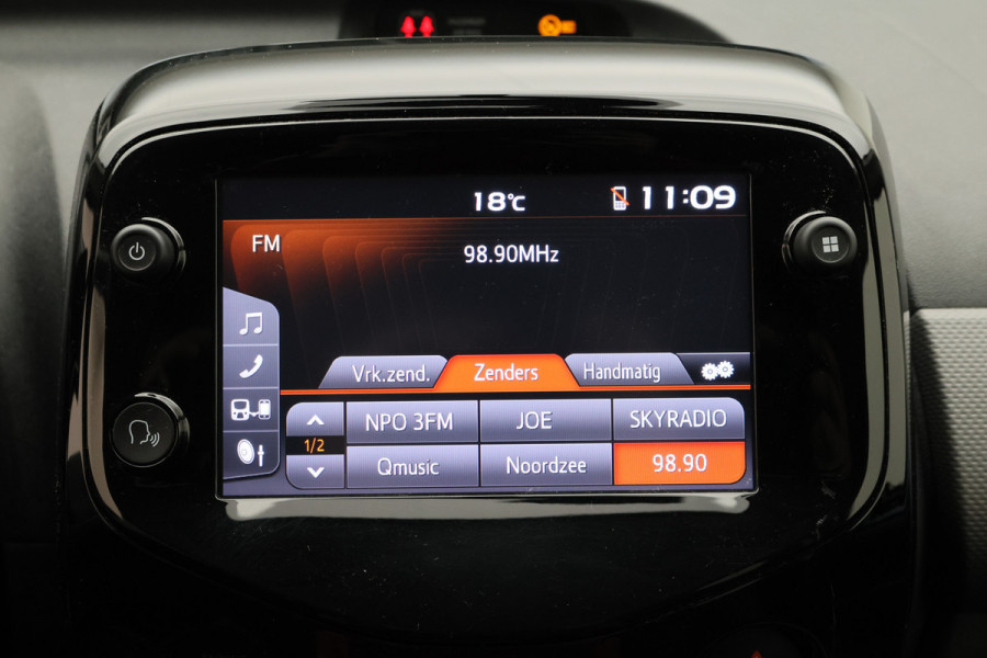 Peugeot 108 1.0 e-VTi Allure Camera, Apple Carplay, Keyless, Climate, 15"