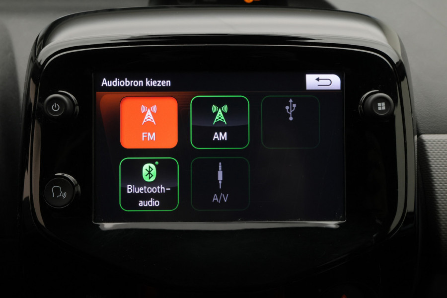 Peugeot 108 1.0 e-VTi Allure Camera, Apple Carplay, Keyless, Climate, 15"